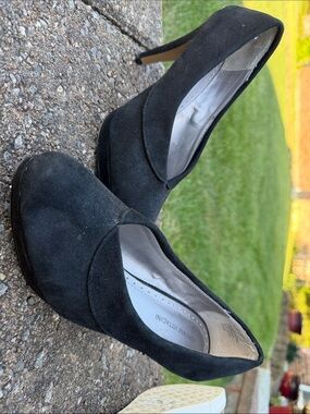 Adrienne Vittadini Black Suede Platform Stiletto Pumps